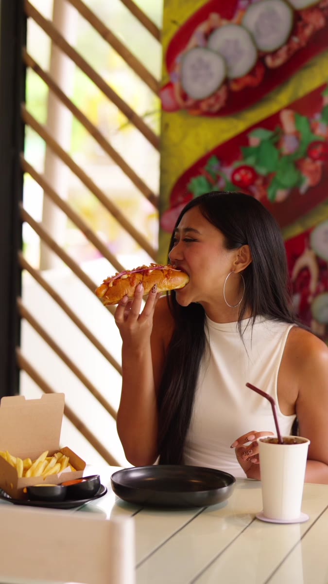 Lucky 13 Sandwich — Menu social reels